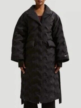 Nike Women's Black Long Quilted Therma Fit Down Oversized  Puffer Coat